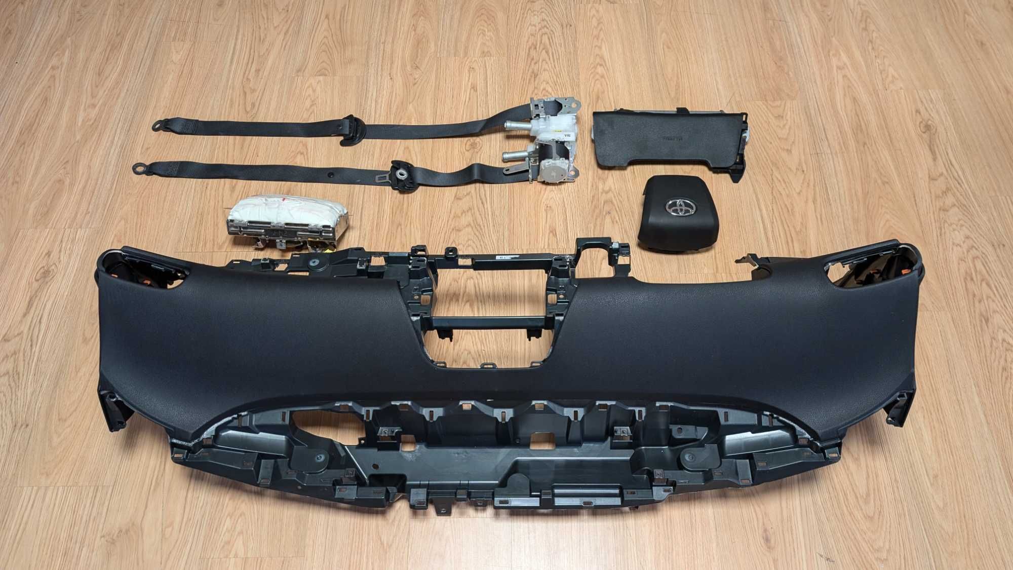 Conjunto Kit Airbags Toyota Prius XW50 2015/ Tablier Original