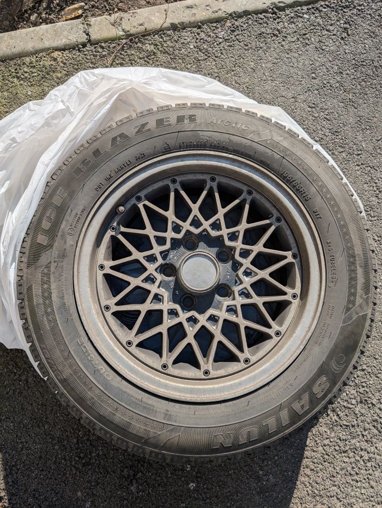 Колеса в зборі 5х110 195х65 зима kumho sailun