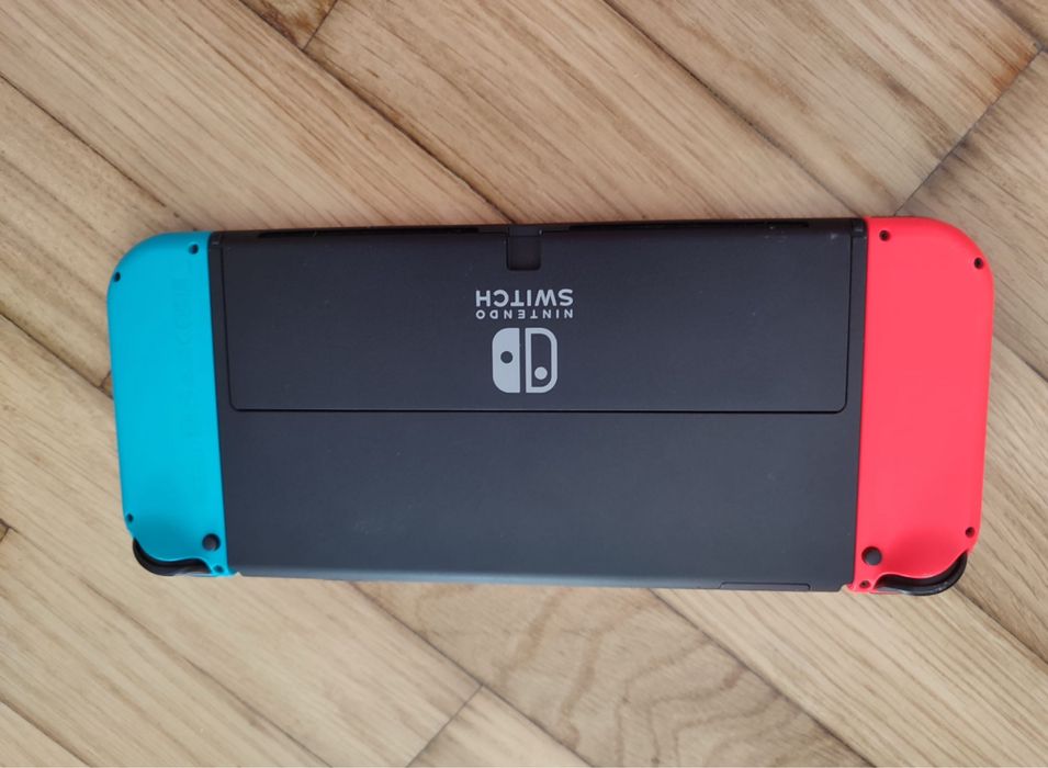 Nintendo Switch OLED (Perfeitas condições)
