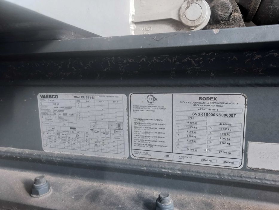 Naczepa Bodex KIS3B rok prod 2019, poj. 45m3, 2 szybry, 1 właściciel