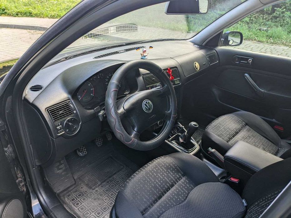 volkswagen golf 4
