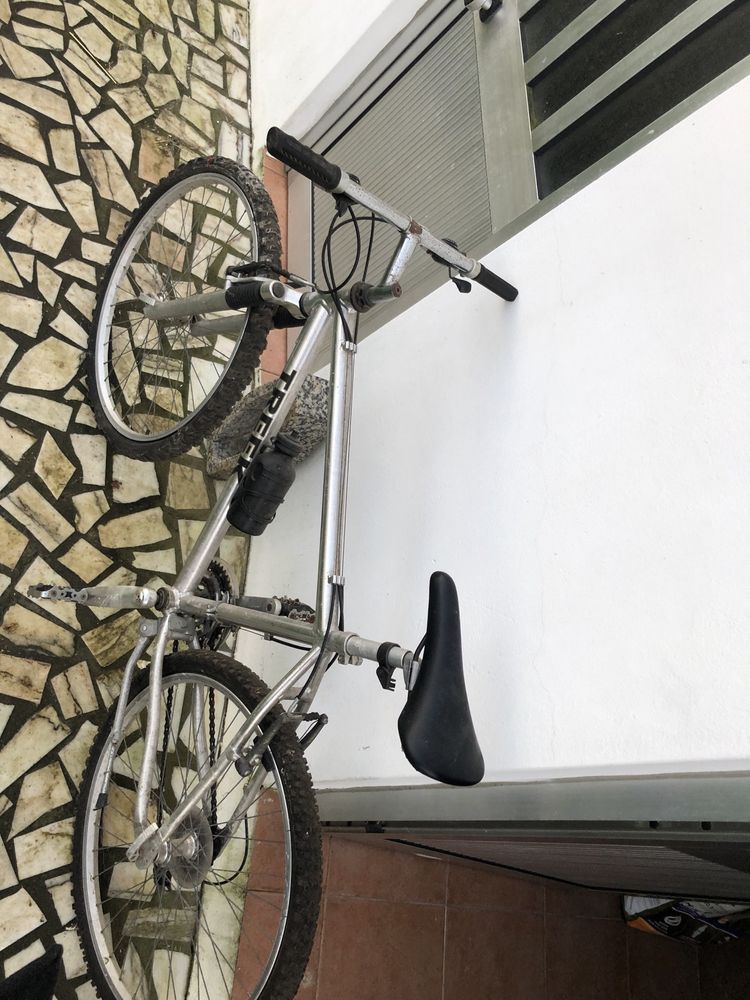 Bicicleta da marca Treek