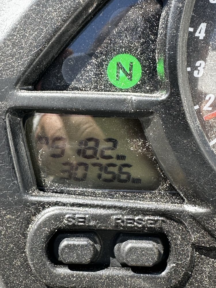 Honda Hornet aceito retoma de mota ou carro