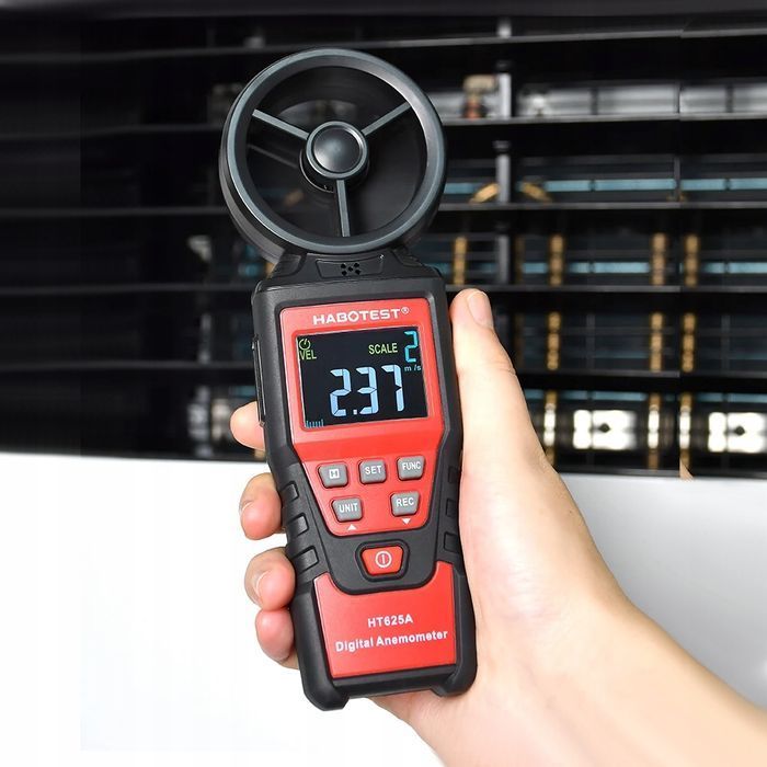 Anemometr Wiatromierz Miernik Siły Wiatru Temperatury Objętości LCD