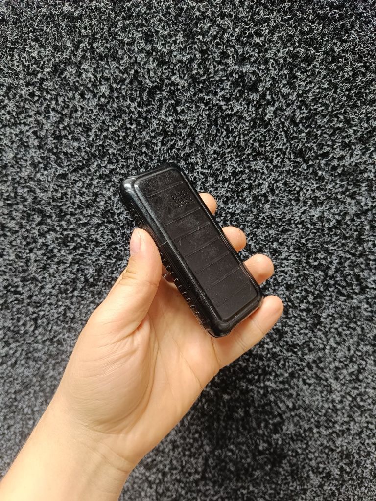 Кнопочний телефон Sigma X-style 18 Tracy