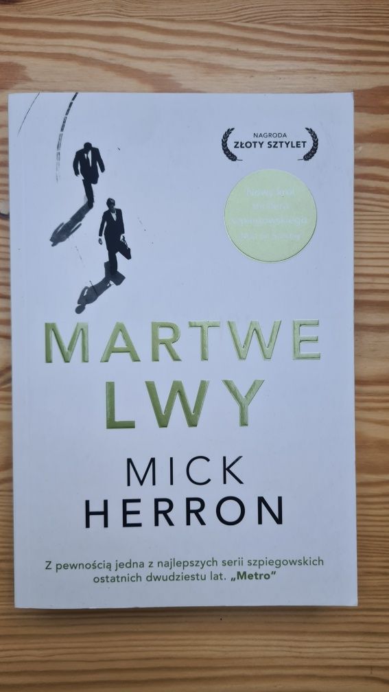 Martwe lwy Mick Herron