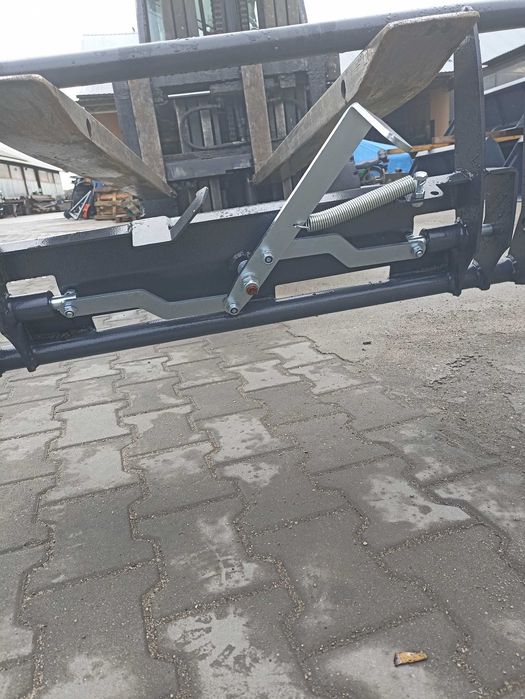 Nowa euroramka do ładowacza Tura Jakość Transport