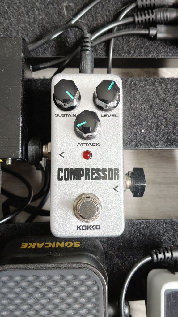 Preamp gitarowy Mooer 005 stylizowany na EVH 5150+Copressor gitarowy