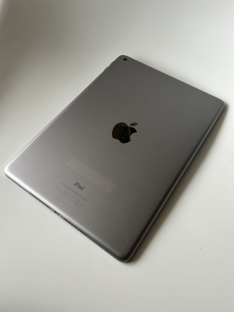 APPLE iPad5 A1822 IDEALNY 32GB Bez blokad!