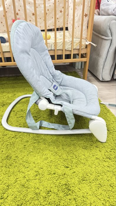 Крісло-гойдалка шезлонг Chicco Hoopla