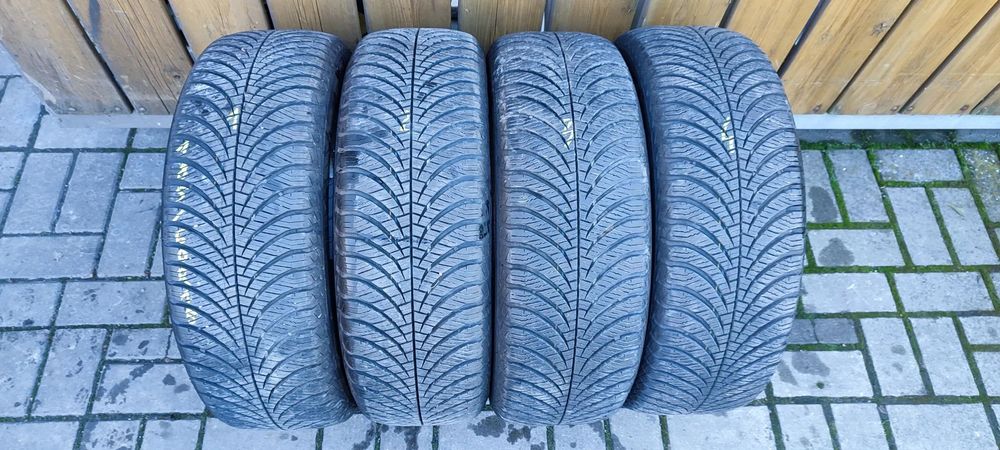 OPONY ZIMOWE 185/60R15 88H GOODYEAR VECTOR 4 SEASONS GEN 2 (1021) 7mm KOMPLET 4 SZTUKI