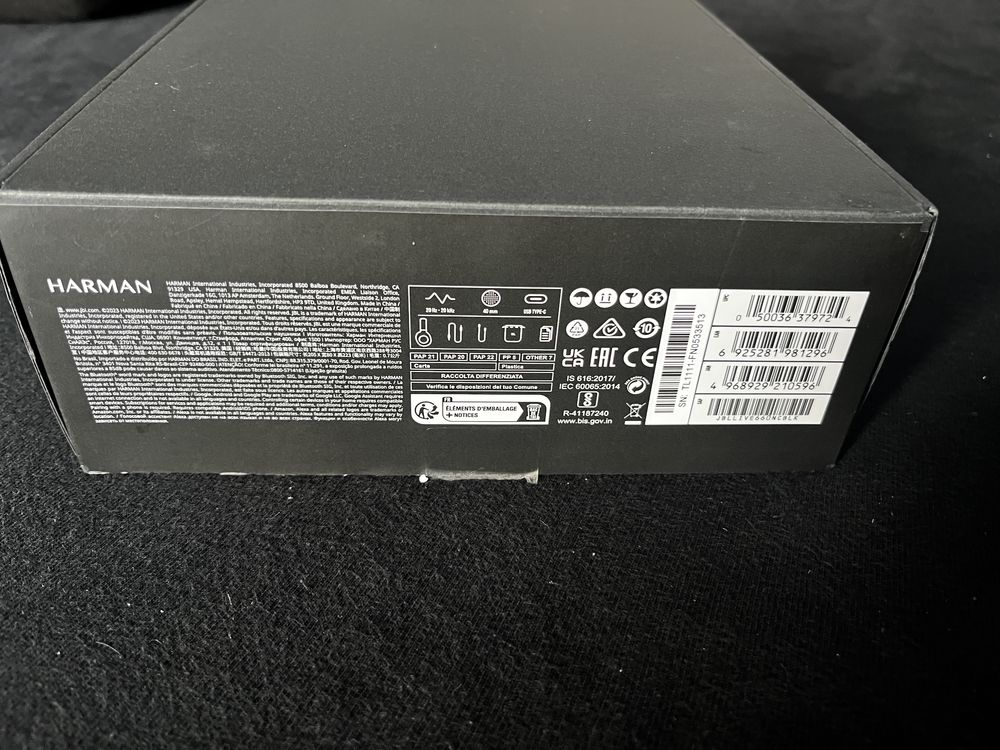Słuchawki nauszne JBL Live 660NC (nie airpods, technics, sony)