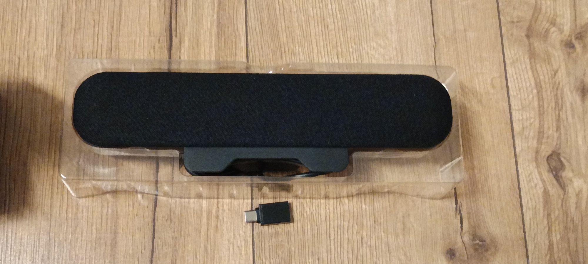 soundbar, mały głośnik do komputera PC, laptopa