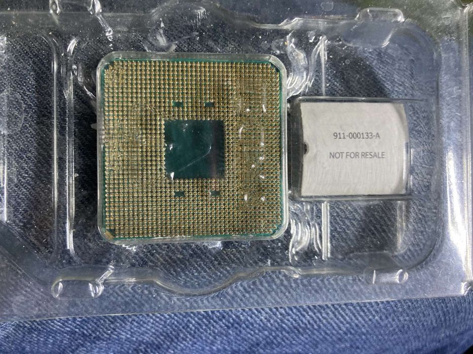 AMD Ryzen 7 Pinnacle Ridge 2700X BOX