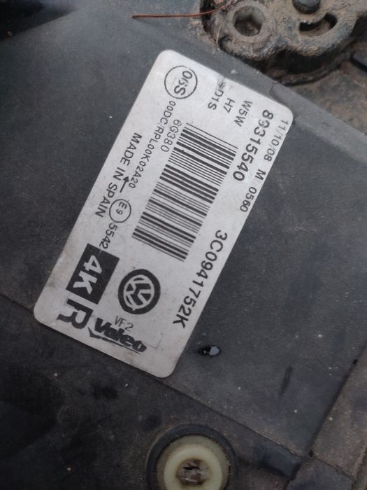 Passat B6 lampa przód przednia prawa Xenon skrętny 3C0.941.752K