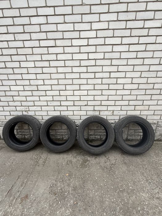Гума Hankook 225/60R17