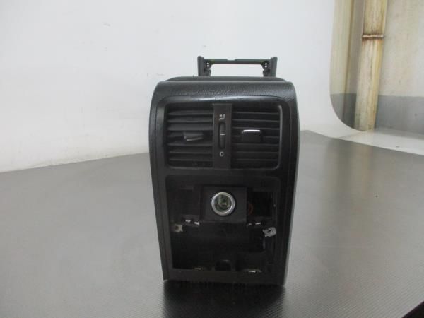 Consola central VOLKSWAGEN Passat (3C2)