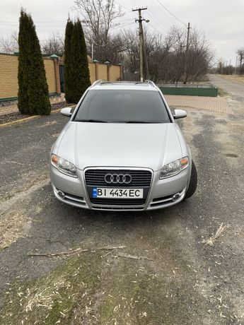 Продам Audi A4!