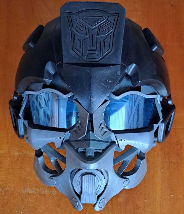 Capacete Tansformers Bumblebee preto