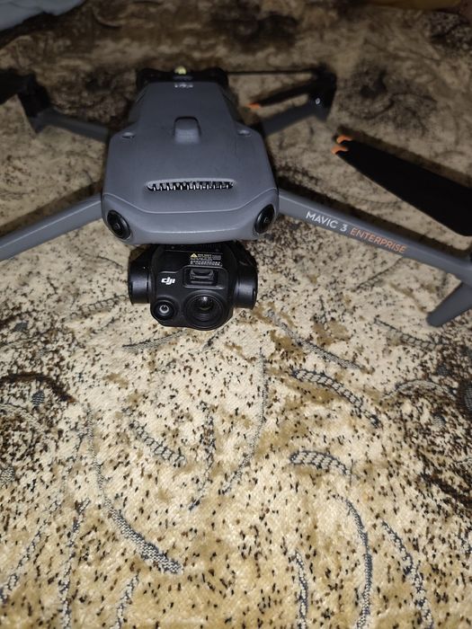 dji mavic 3t с тепловизором, пульт.