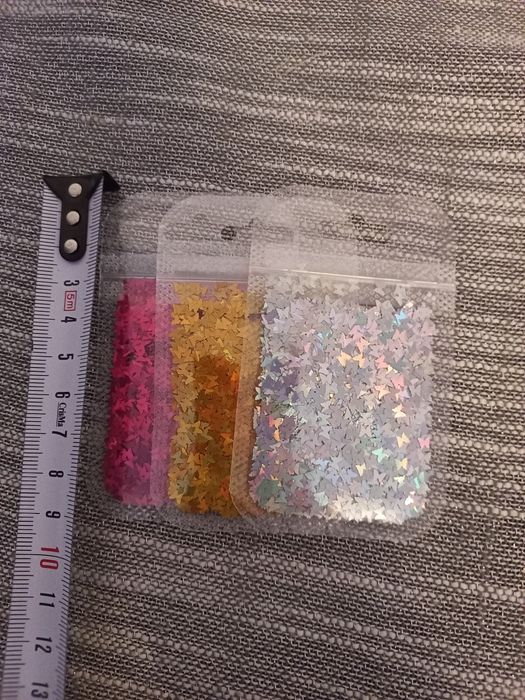 Holograficzne motyle