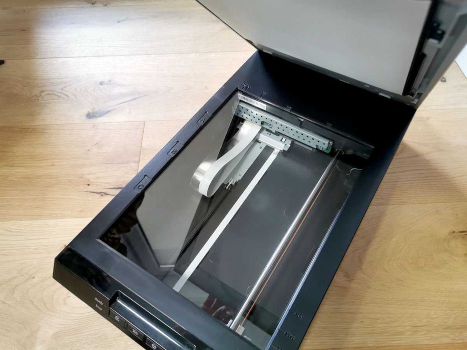 Skaner Epson Perfection V550 - jak V600