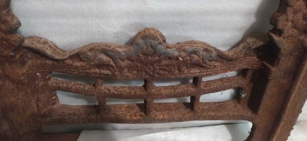 Камін чугунний новий