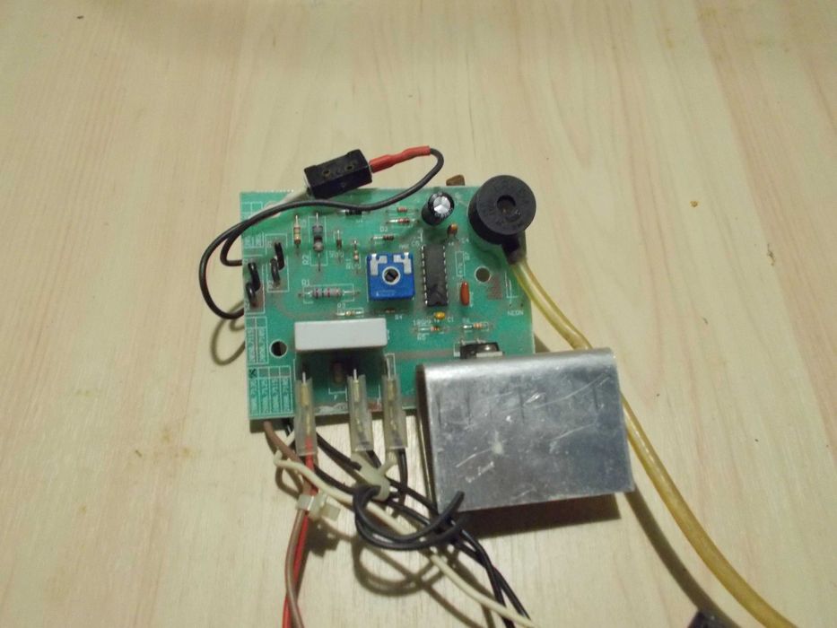 Электродвигатель  в капсуле от 1700w пылесоса, Запчасти