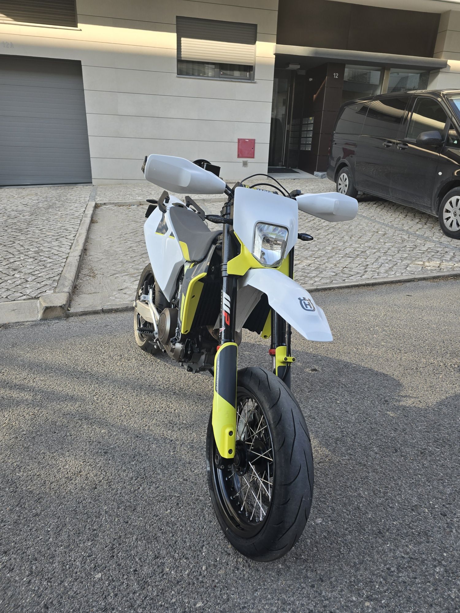 Husqvarna 701 sm