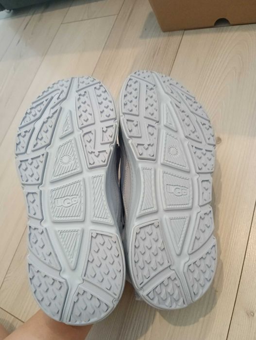 Skórzane Damskie Sneakersy Buty Adidasy UGG