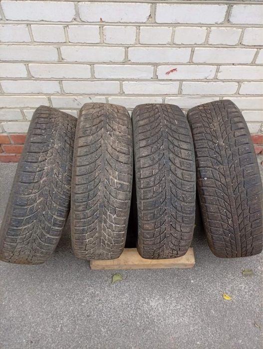 Зимова резина Kumho 195/65 R15