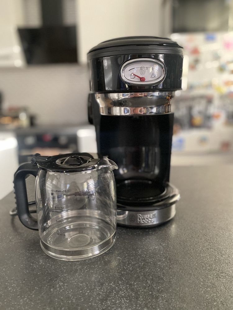 Ekspres przelewowy RUSSELL HOBBS
