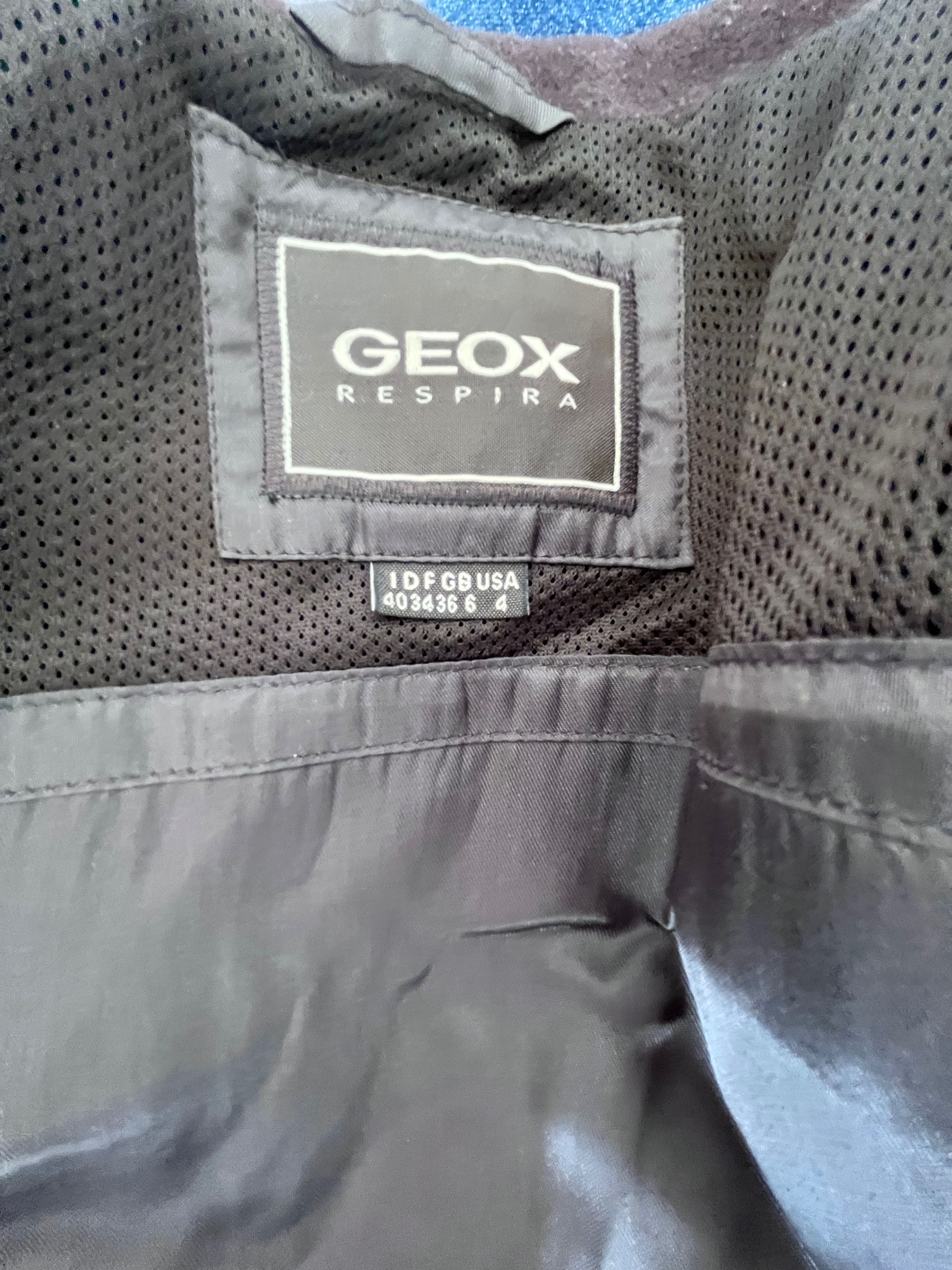 Sobretudo de lã. Geox