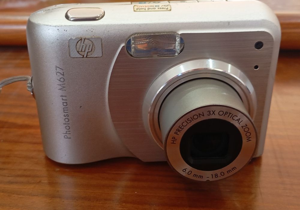 Máquina fotográfica HP photosmart M627