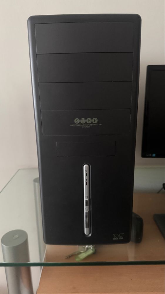 Obudowa midi ATX Modecom z zasilaczem