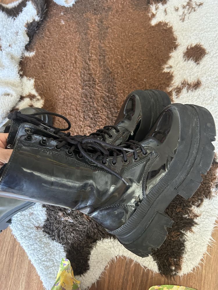 Botas de plataforma Bershka