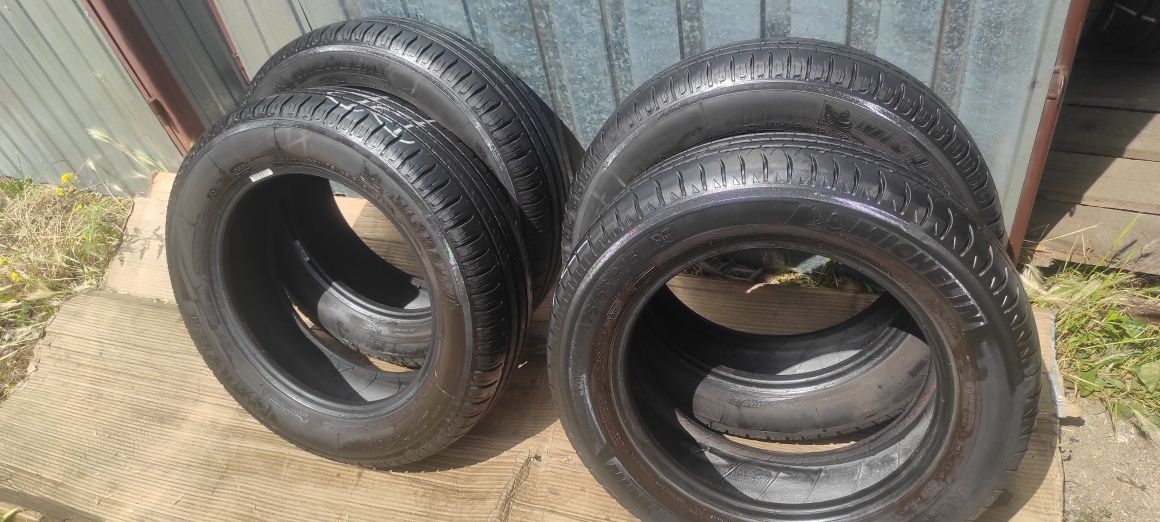 Sprzedam komplet opony 175 65 R15 Michelin
