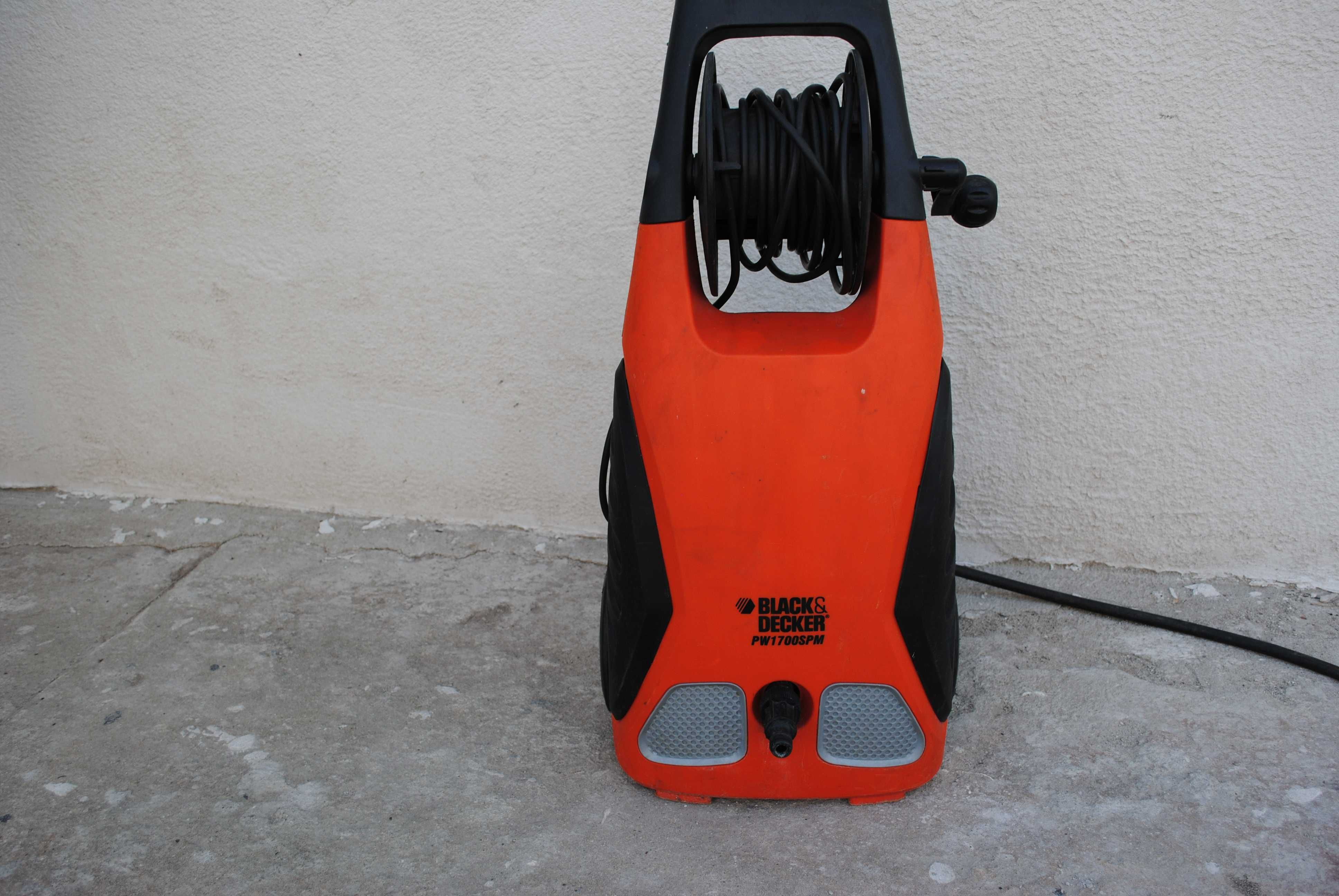 Myjka wysokociśnieniowa Black Decker PW 1700 SPM