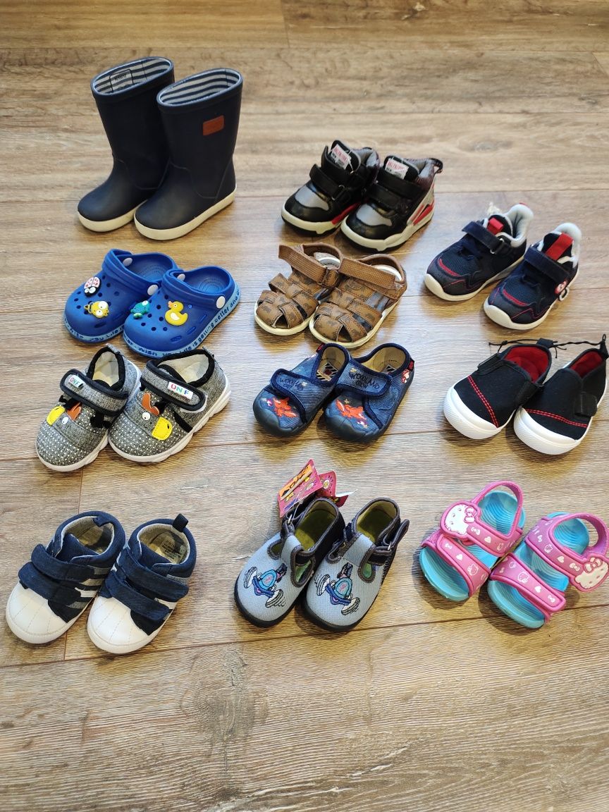 Дитяче взуття 18-21 розуму