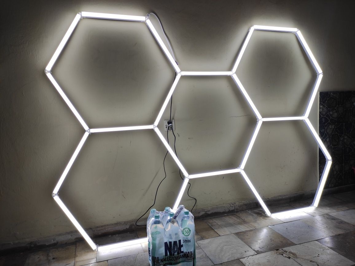 Lampa led hexagon warsztat studio barber garaż salon kosmetyczny