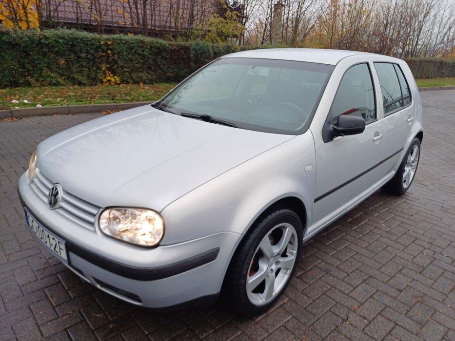 Ładny VW Golf 4 hatchback 5drzwi 1.9tdi 6 biegów alu17" super stan