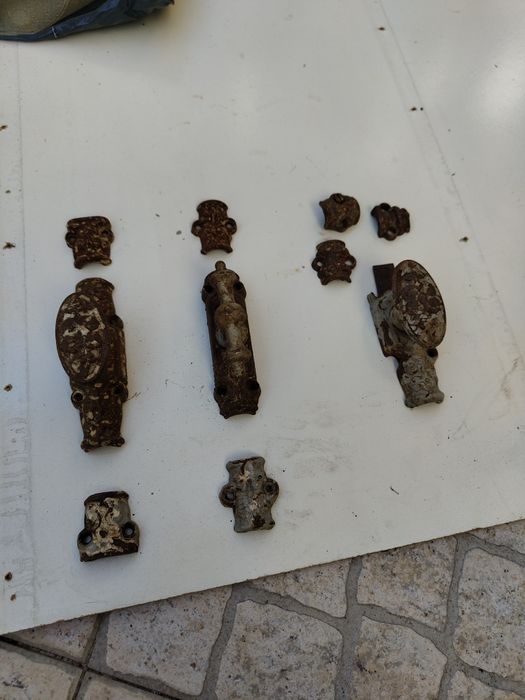 Puxadores antigos de janelas