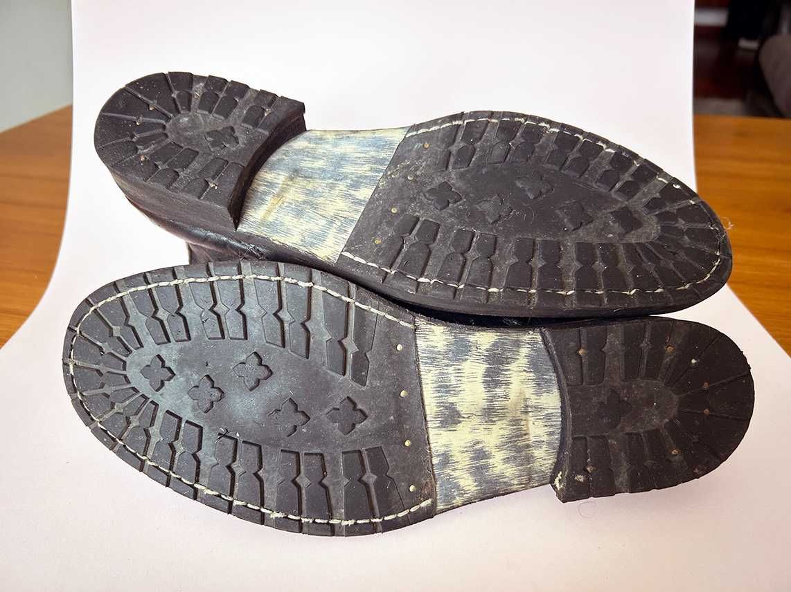 Botas de pele preta clássicas