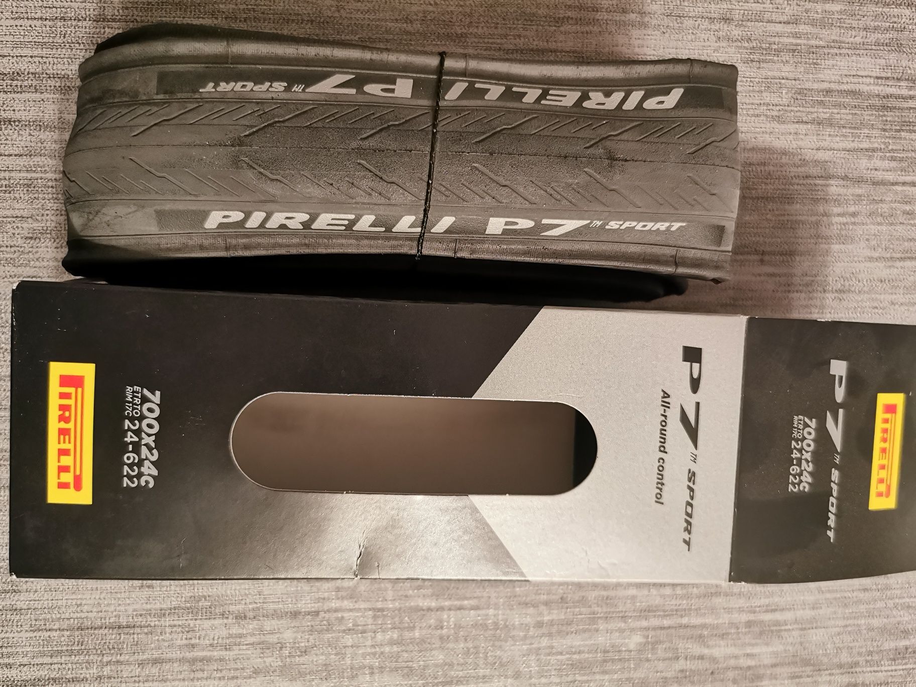 Opona pirelli P7 szosa 700x24