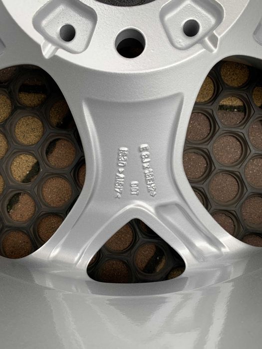 Диски оригінальні різноширокі R18 5x120 BMW X1 E84 3 F30 5 F10