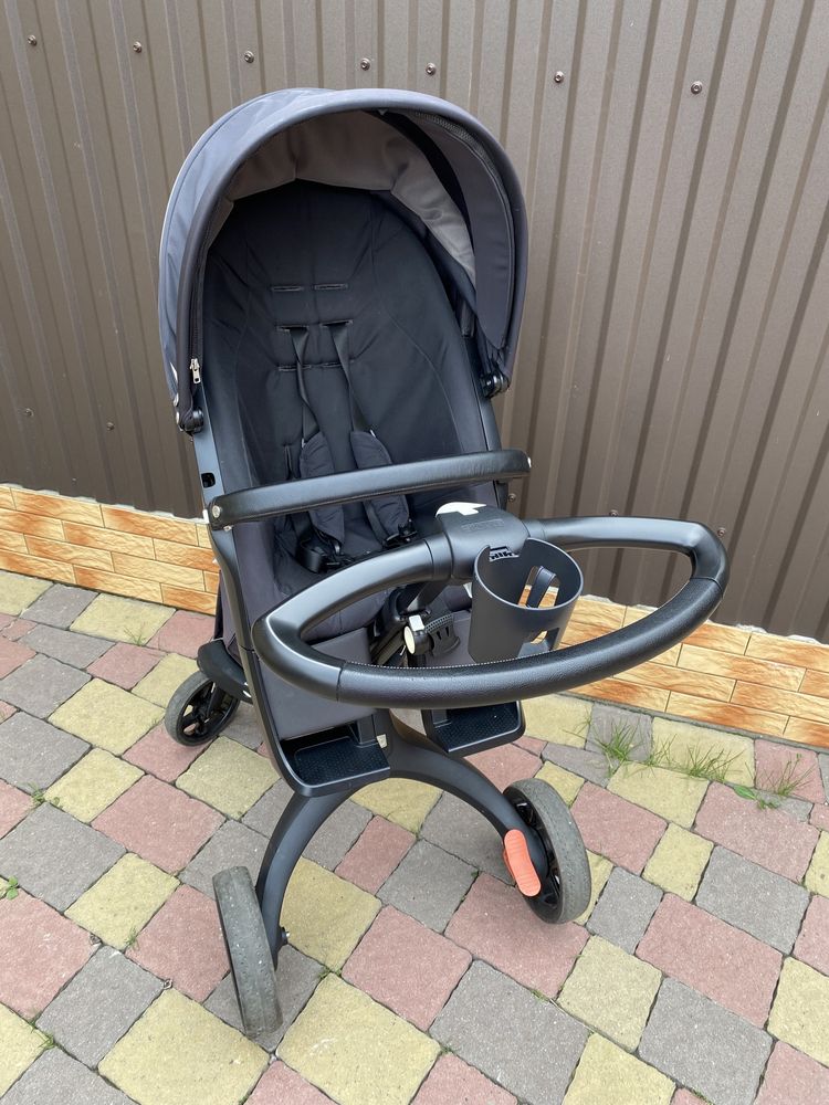 коляска stokke v6  прогулка+люлька+автокрісло