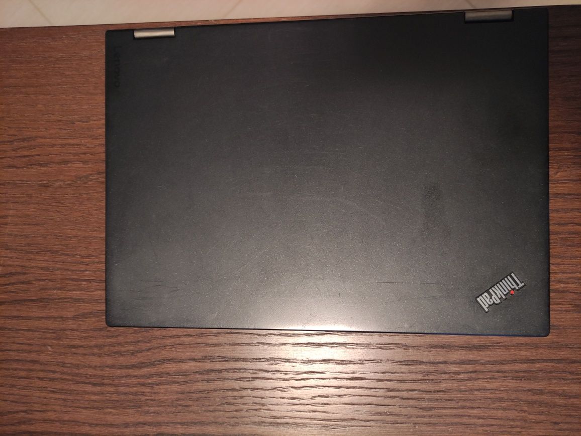 Laptop Lenovo Yoga 260