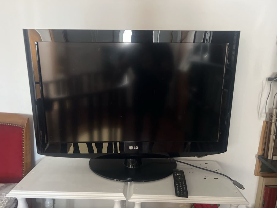 Vendo TV LG - em perfeitas condicoes