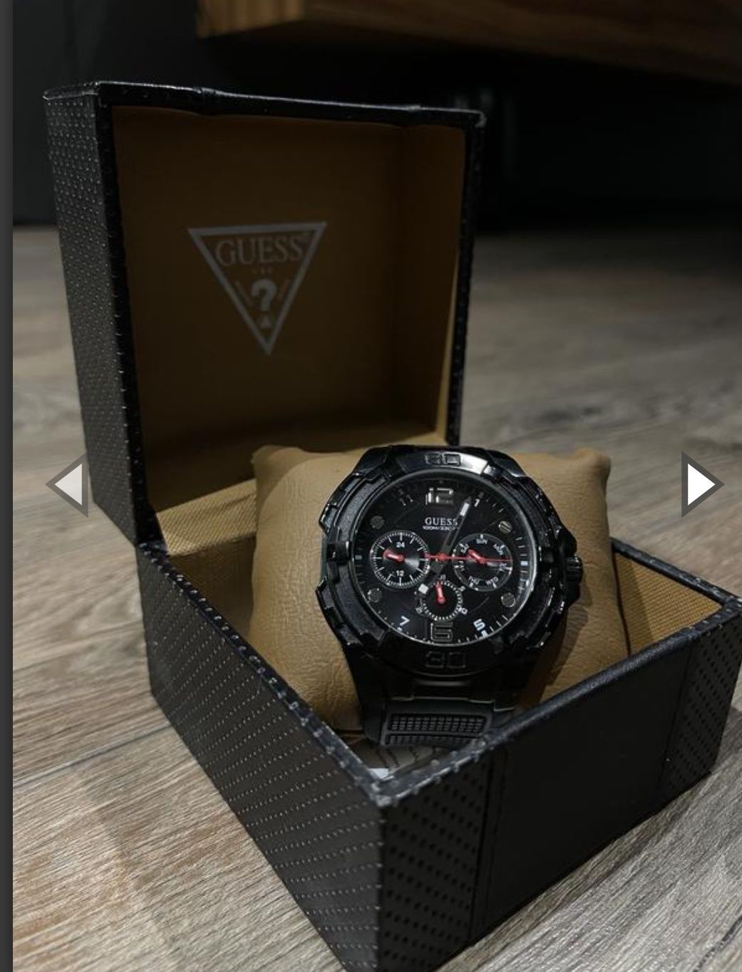 Оригінальний годинник  
GUESS