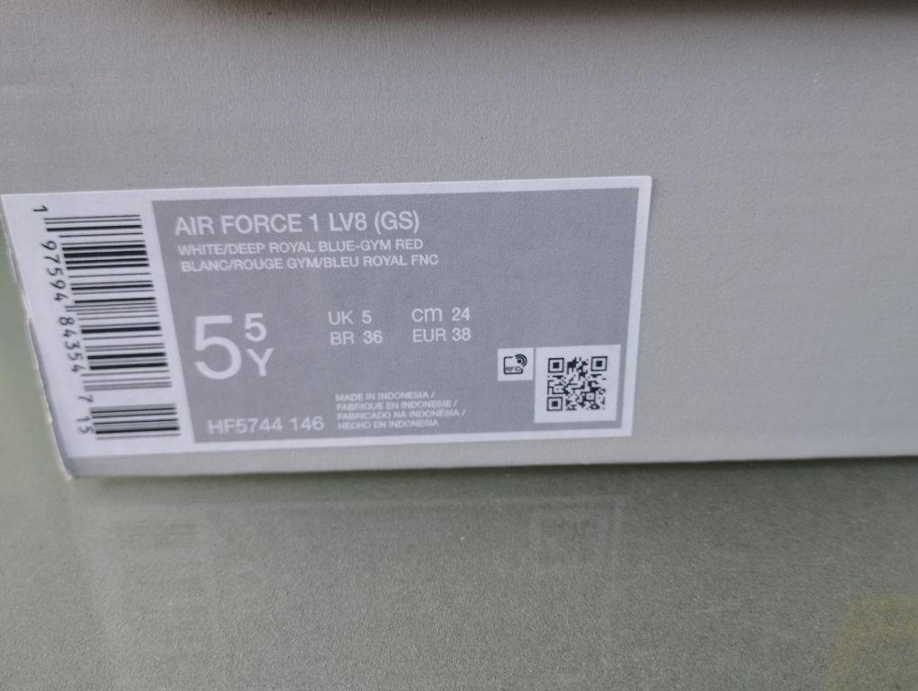 Sneakersy damskie Nike 38